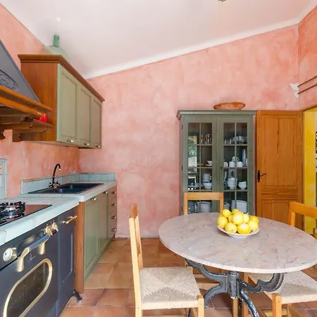 Yourhouse Sa Cova Petra (Mallorca)